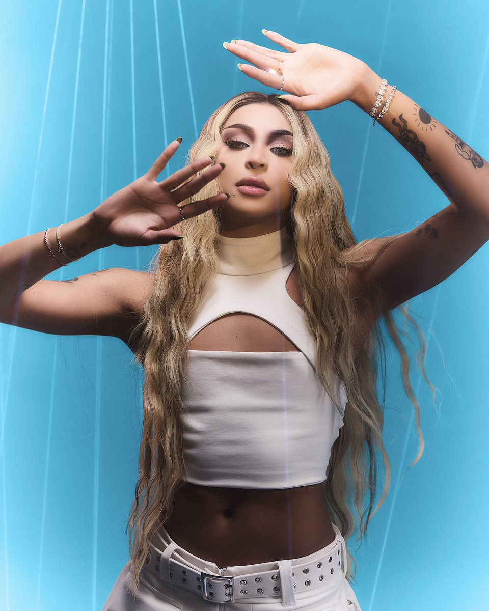 pabllovittar's tweet image. 𝐏𝐚𝐛𝐥𝐥𝐨 𝐕𝐢𝐭𝐭𝐚𝐫: 𝟏𝟎 𝐚𝐧𝐨𝐬 𝐝𝐞 𝐜𝐚𝐫𝐫𝐞𝐢𝐫𝐚 ✩
Álbum 02: Não Para Não 💎