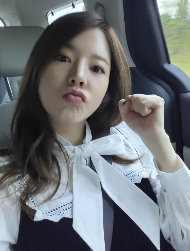 snsdcontent's tweet photo. :¨ ·.· ¨:
 `· . ꔫ

[#Sunny #써니 ♡
#GirlsGeneration #소녀시대] https://t.co/QPlHaVBtuo