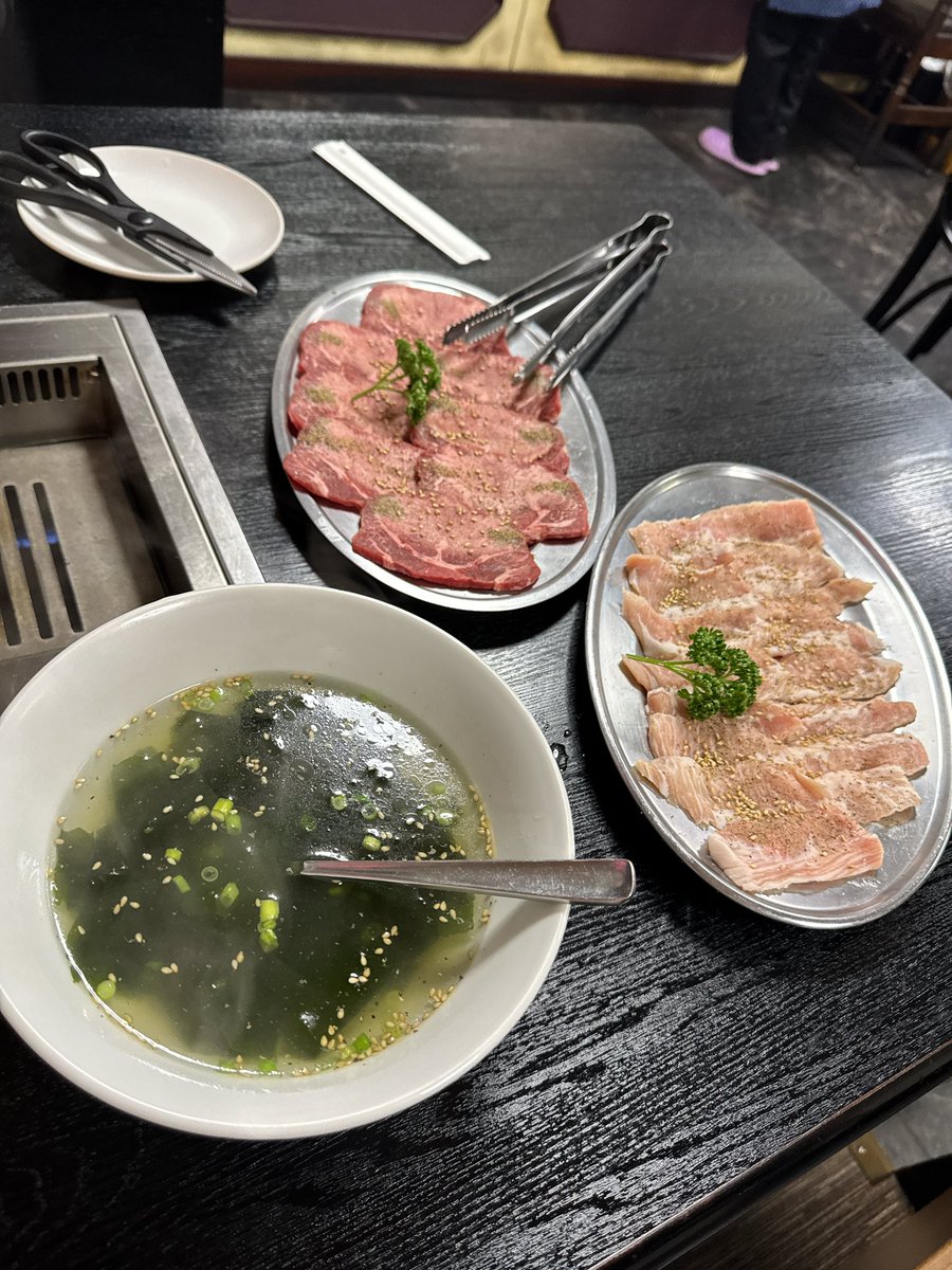 tsugumin_sub's tweet image. あやちとあけおめお肉してきた💪
お土産ありがとおお🩵💙

ライス1個じゃ足りない女達