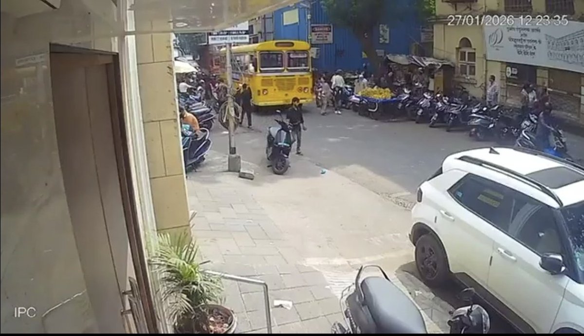 Simply Shashi tweet media