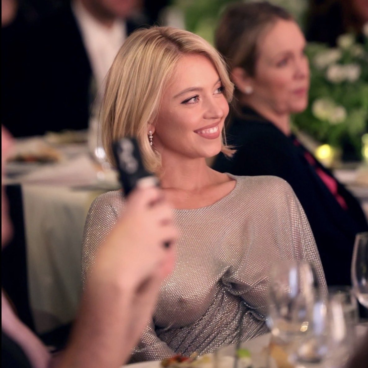Geiger_Capital's tweet photo. How she looks at you when she finds out you have your entire net worth in various commodities and Latin American equities. https://t.co/NFUQ2PiD9p