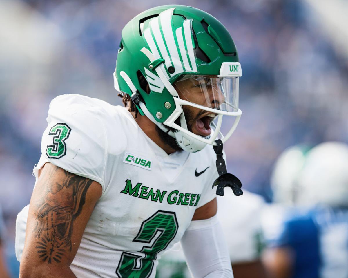 3⭐️ Anthony James Jr tweet media