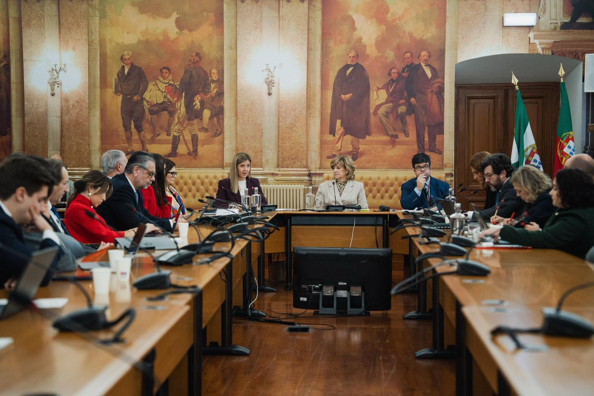 margaridalopes's tweet image. 🟣 Promover a Igualdade é uma condição essencial para o desenvolvimento do país. Combater todas as formas de violência, proteger vítimas e garantir igualdade de oportunidades é um compromisso contínuo do Governo.
#Igualdade