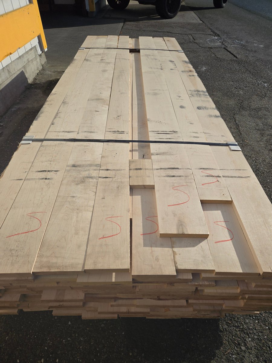 MacBeathHrdwood's tweet photo. Lots of Poplar and Hard Maple arrived in Berkeley this morning! Sometimes all you need is a good old classic!
-
-
-
#macbeath #hardwood #lumber #woodworking https://t.co/yLs960CKBD