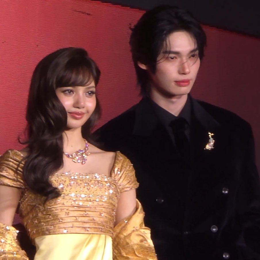 blackpink tweet media