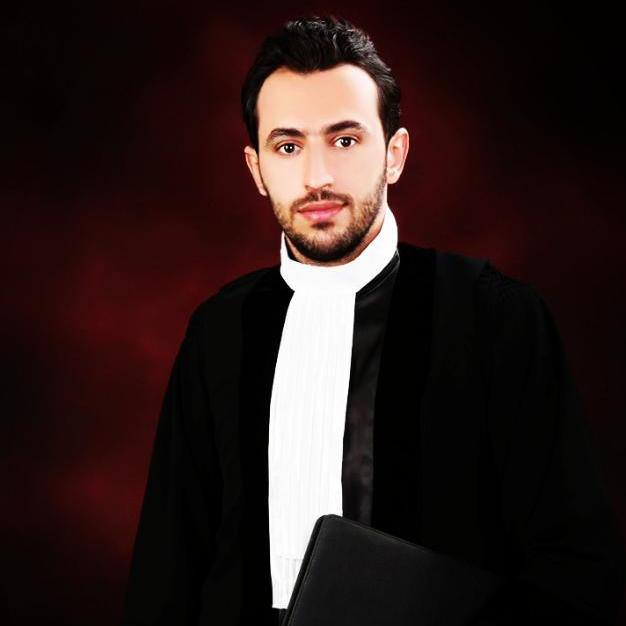 mahshid_nazemi's tweet image. مهدی انصاری وکیل دادگستری امروز ۲۸ ژانویه در شیراز با یورش نیروهای امنیتی به منزلش بازداشت و به مکان نامعلومی منتقل شده است
مهدی انصاری عضو کانون وکلای فارس و کهگیلویه و بویراحمد می‌باشد.
#مهدی_انصاری