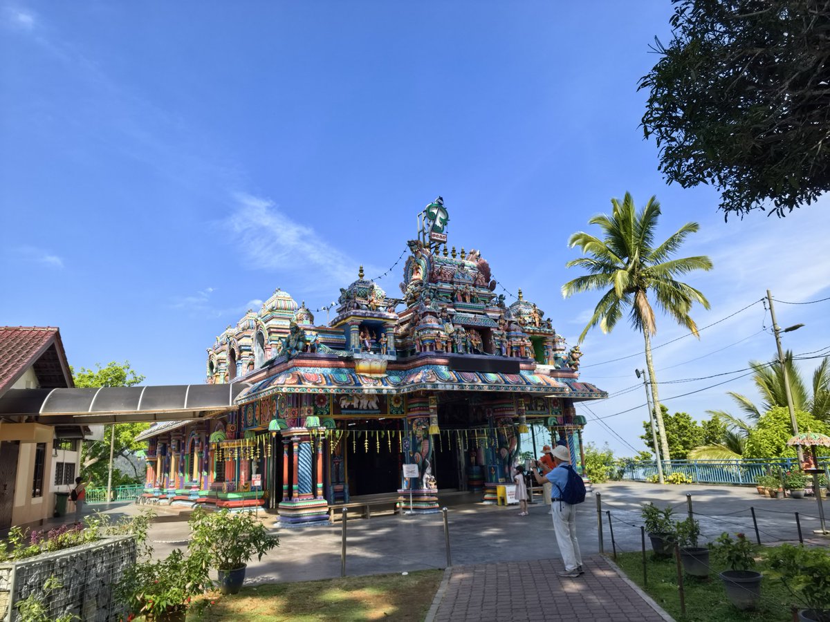 cucmeliu's tweet photo. From Shanghai to Xishuangbanna, then to Singapore and Penang, Malaysia. https://t.co/5T2XNQlZTk