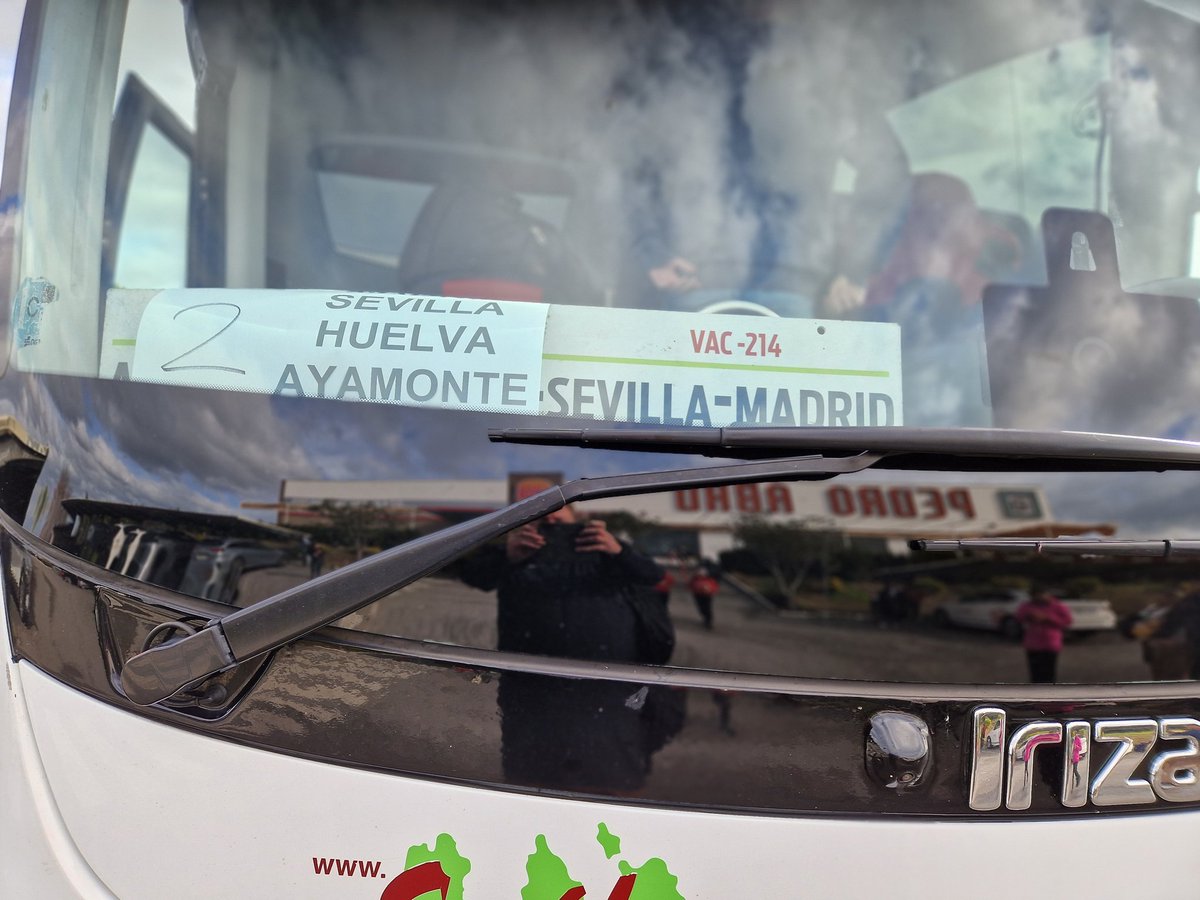 Begonnen als reis in Nigeria via Madrid en met de bus bijna op eindbestemming Sevilla #feyenoord #feyenoordontour #feyenoordomweg #betisfey