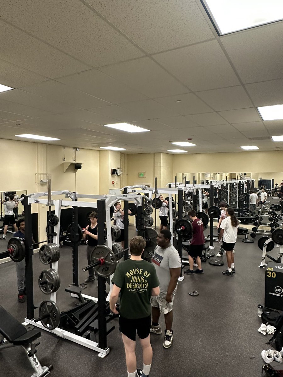 DenverEastFB tweet media