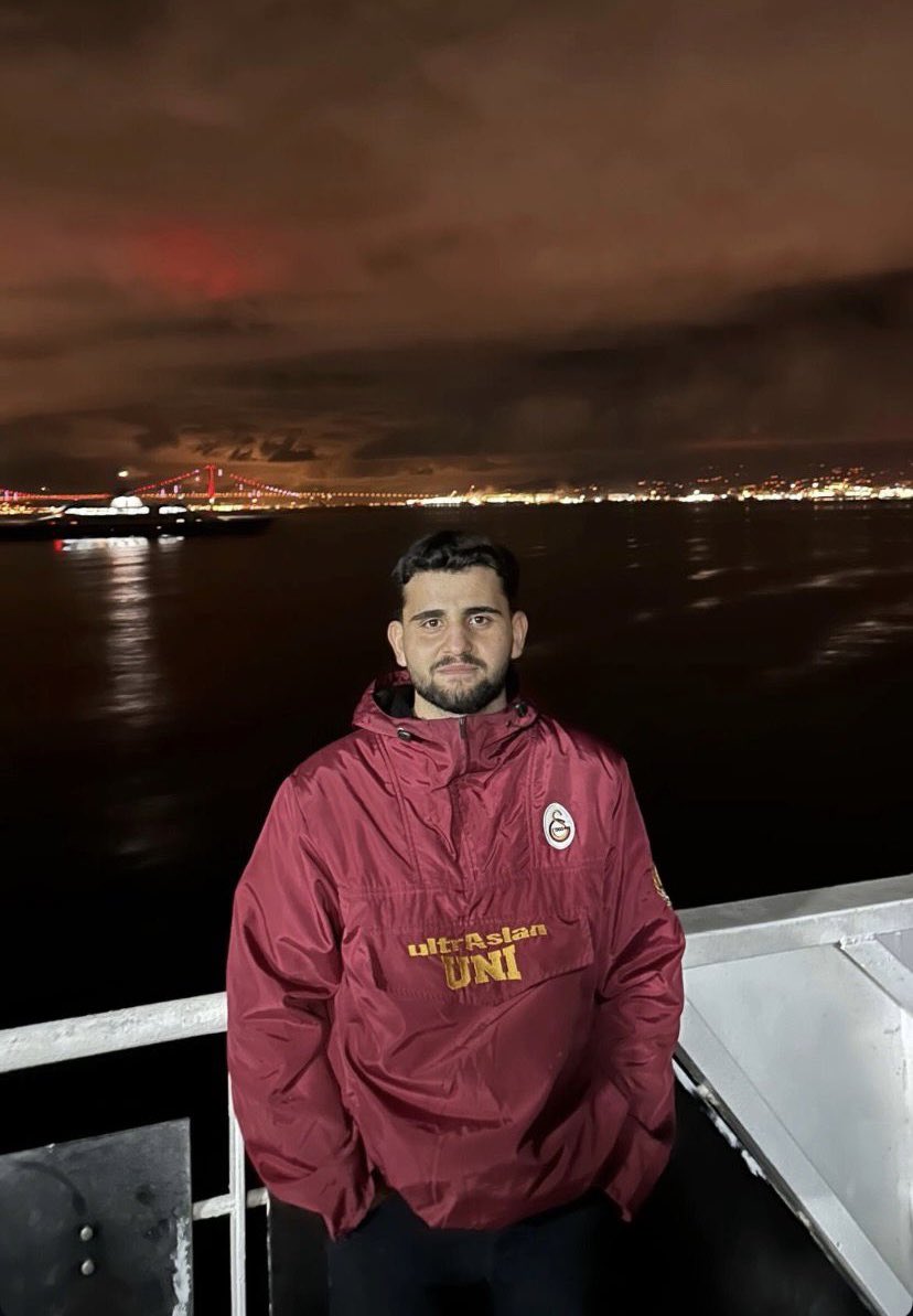 Tayfamızın yönetim ekibinden Yasir Can’ın doğum gününü kutlar, sevdikleriyle nice mutlu yıllar dileriz .

#ultrAslanUNI