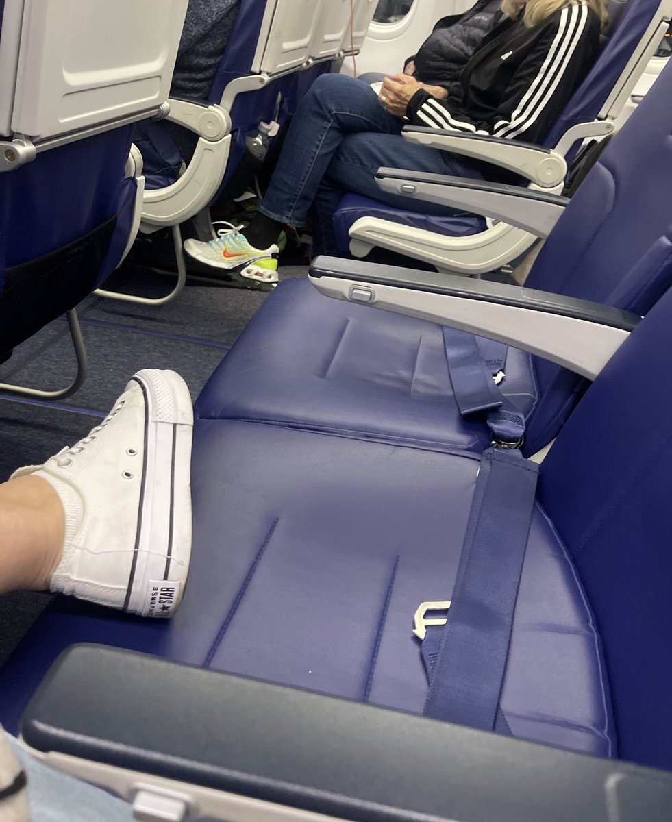 Leyla A. 💀 tweet media