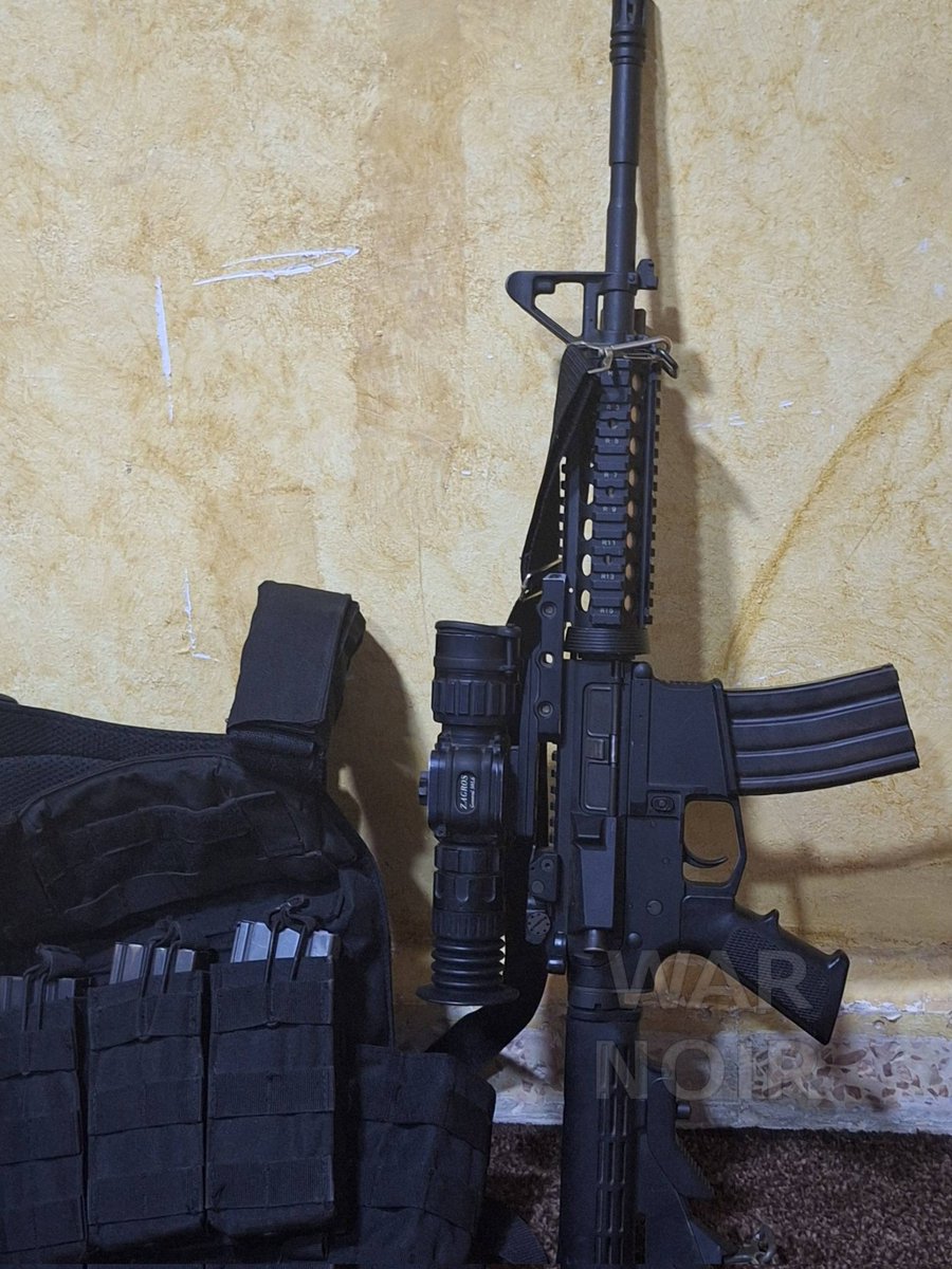 war_noir's tweet image. #Syria 🇸🇾: A Delta Defense Group “D.D.G-4 Carbin”  assault rifle belonging to a Syrian Democratic Forces (#SDF) fighter.

The rifle fitted with a notable “Zagros”  Thermal Scope —which is actually a Fortuna General 50L6s  Thermal Sight with locally-made brand label.