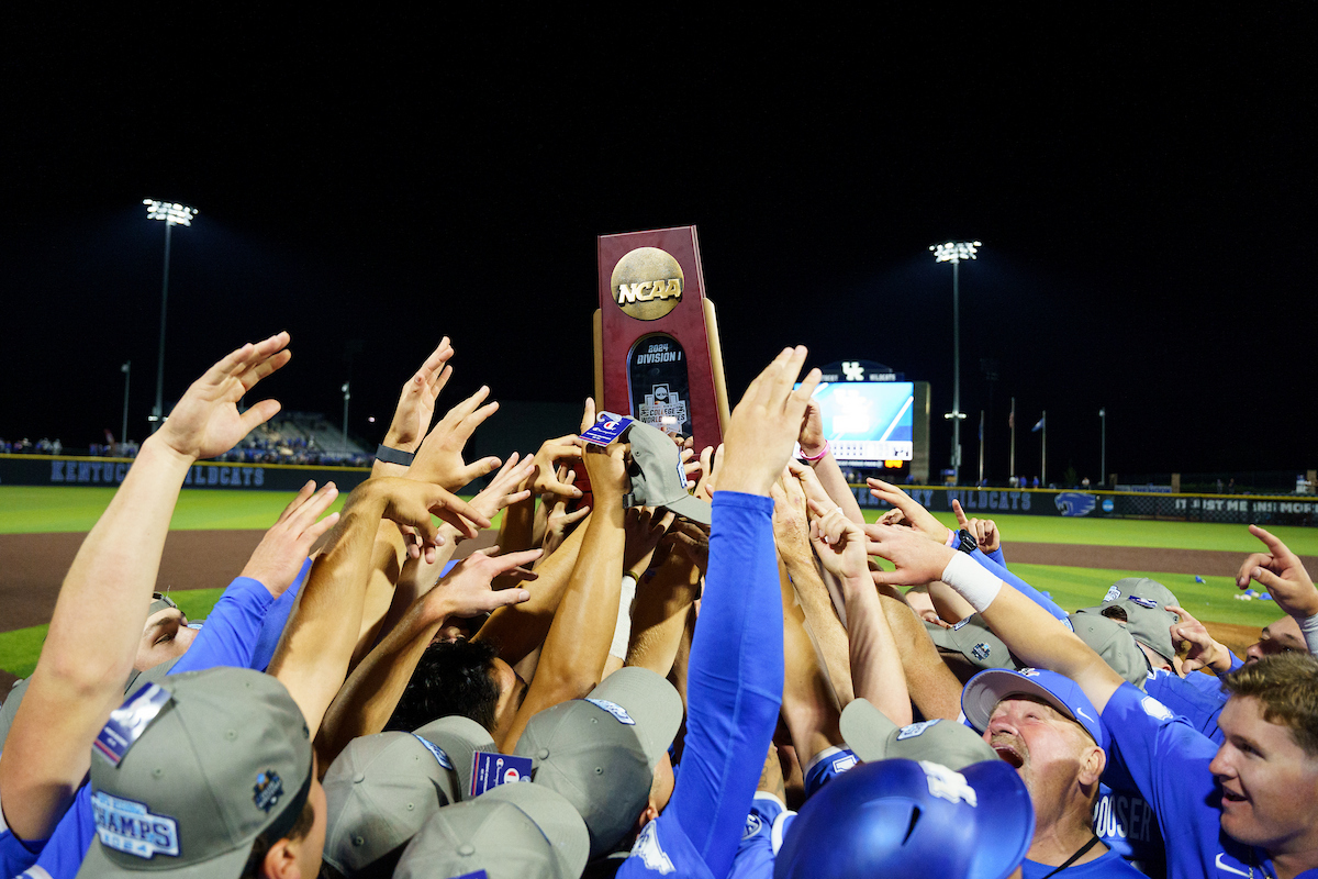 UKBaseball's tweet photo. 👀

https://t.co/lOdQPtRbpq college baseball preview on the Cats.

@noahdarling_ @CollegeBaseCNT @11point7 https://t.co/dIoYoIIooz