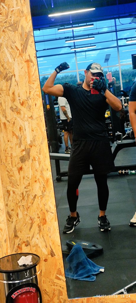 _Antonio_MM's tweet photo. Si se va viendo el resultado 
😏😏😏🤤🤤🤤

Yo digo 🤭🤭 
#GymLife #GymLife #SmartFit https://t.co/NWV3A39qZ3
