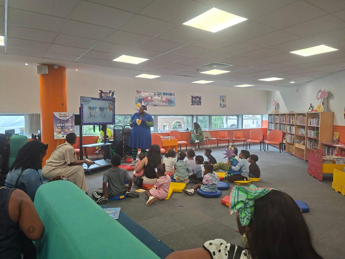 CanaryRyland's tweet photo. I really love what I do! 🎉🎉🥳🎉

If you would like me to come and do a reading-workshop ad your school or youth club email me at hello@canaryryland.com 
💜💜💜

#workshop
#childrensbook 
#canaryryland 
#canarysadventures https://t.co/9WGBjkwYLi