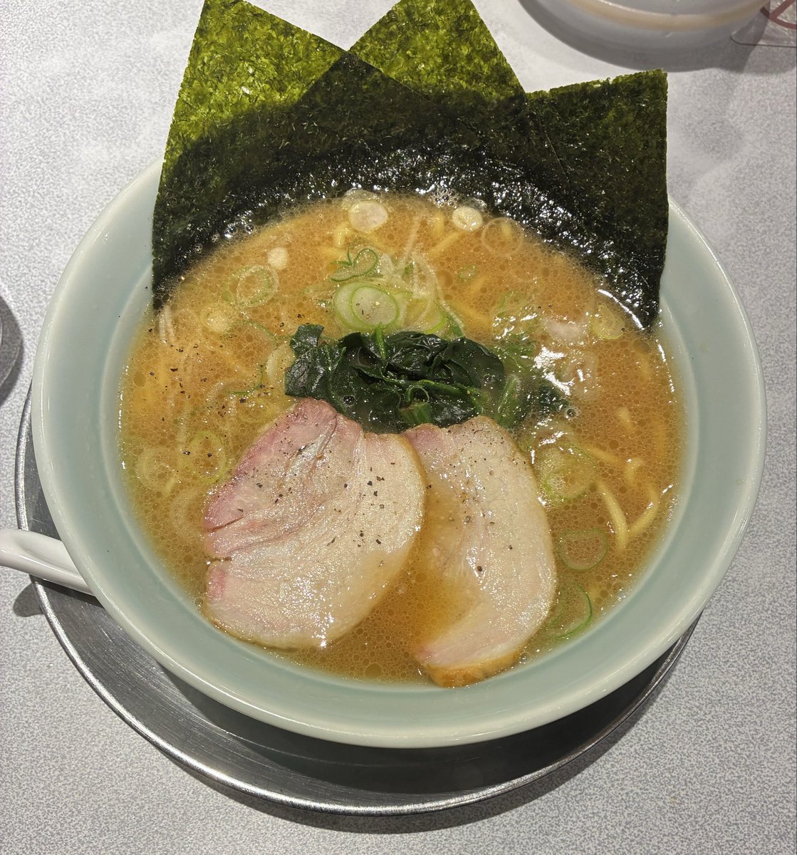 昼食べたラーメンと夜食べたラーメン🍜🍜