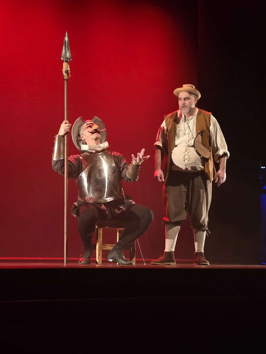 carmelitestgn's tweet image. #ADMXC #POSTC avui hem anat amb els i les alumnes de 1r de BATX al Teatre de Tarragona a veure l'obra "Un tal Quijote", ha estat una bona experiència! #ensagradalacultura #viucarmelites #somifemescola