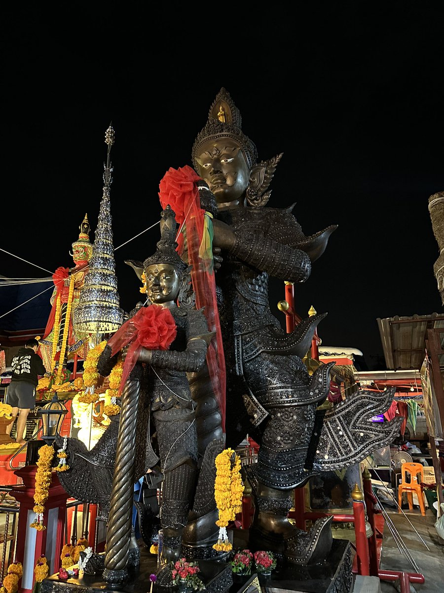 taew2482's tweet image. อยู่หน้าฟิดใคร ขอให้ถูกรางวัลใหญ่ สาธุ🙏🏻