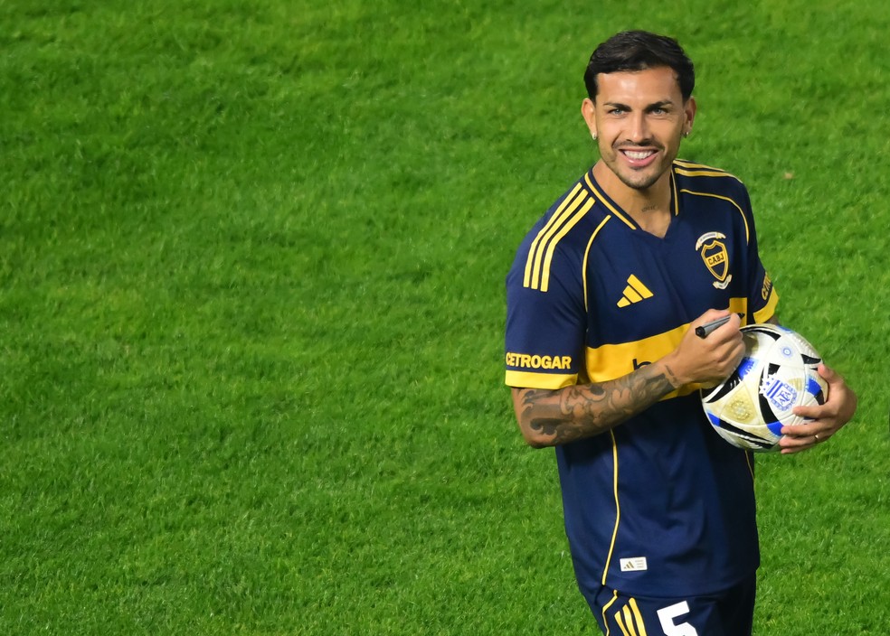 Vinisep_1914's tweet image. Dupla de volantes de um boca Juniors sem dinheiro kkkkkkkkkkkkkkkkkkkkk