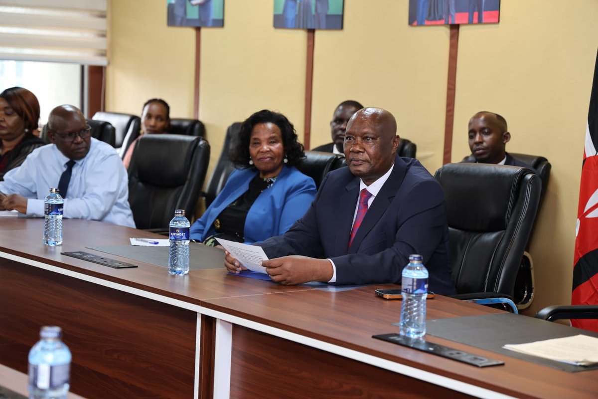 NepadAprmKenya's tweet photo. The Principal Secretary Economic Planning @Planning_Ke , Dr. Bonface Barasa Makokha @BonifaceBMakokha today hosted the CEO @APRMorg Amb. Marie-Antoinette Rose @APRM_MarieRose, the Chairperson NGC @NepadAprmKenya H.E Sospeter Ojaamong @GovOjaamong and the CEO @NepadAprmKenya  Amb. Dr. Samori Okwiya @ModestThinkin to discuss Kenya’s Targeted Review on Youth Issues.  The discussions focus on operational readiness, technical alignment and ensuring that Targeted review on youth issues delivers actionable recommendations that strengthen youth responsive governance and inclusive growth.  
#TargetedReview #YouthIssues