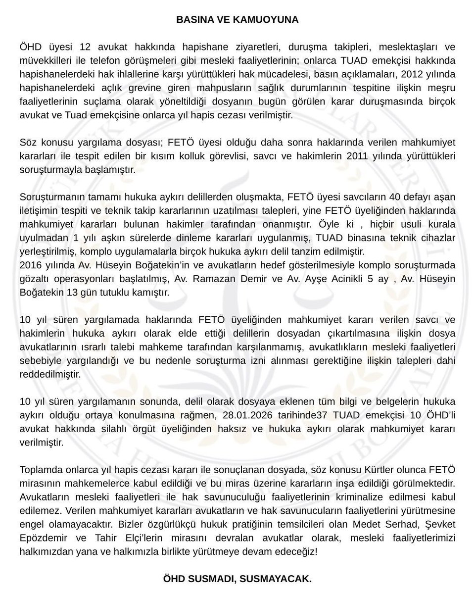 CepniMuratt's tweet photo. Bugün ÖHD’li avukatlar ve tutsak kurumu TUAD emekçilerine onlarca yıl hapis cezası verildi. 

ÖHD SUSMADI, SUSMAYACAK! 👇 https://t.co/649Z1E8AsC