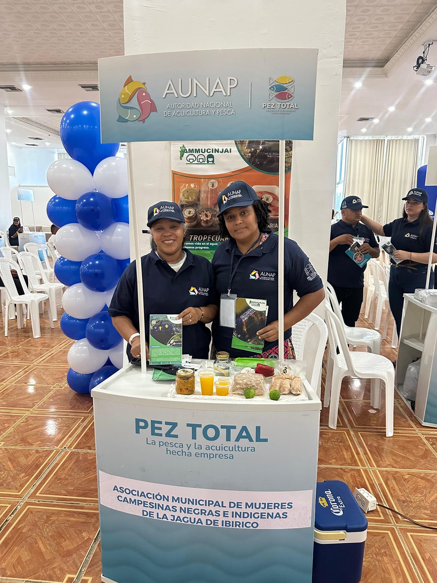 AUNAPColombia's tweet photo. Hoy se lleva a cabo en Cartagena una Rueda de Negocios de la AUNAP, donde pescadores y acuicultores son los protagonistas. Un espacio estratégico para fortalecer alianzas comerciales y productivas que impulsen el sector pesquero y acuícola en 🇨🇴. https://t.co/0MxL5dsPfO