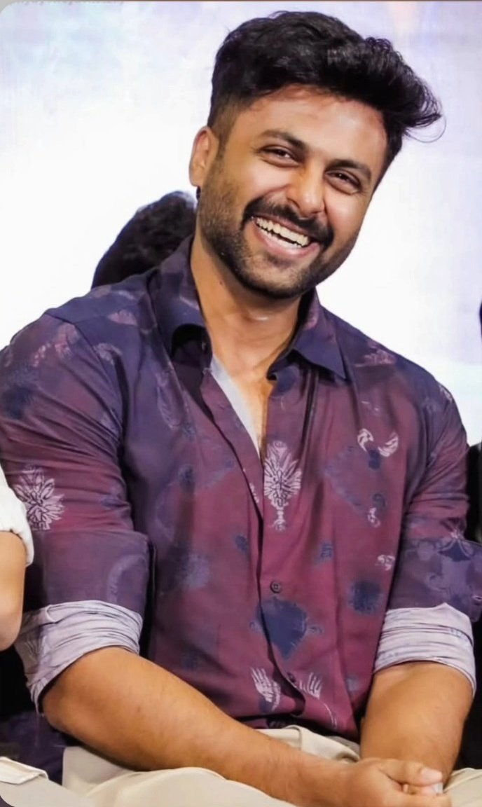 amirtha_c tweet media