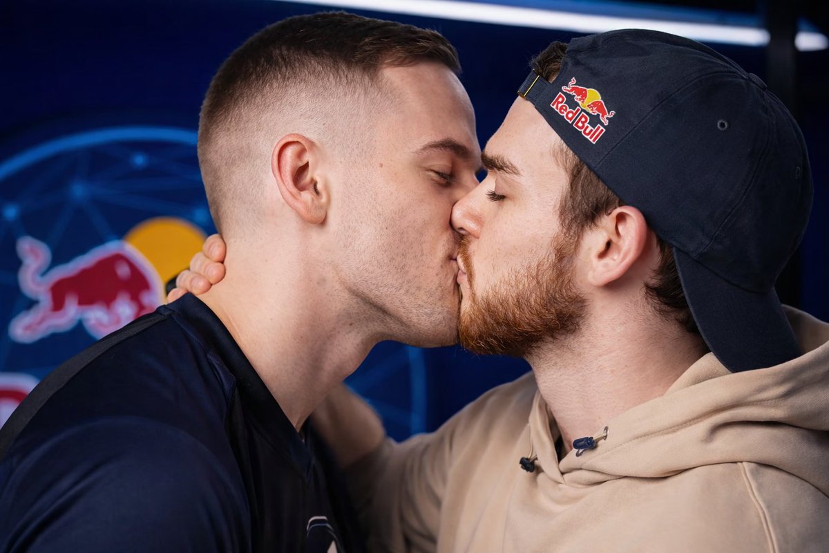 Lars Jacobs tweet media