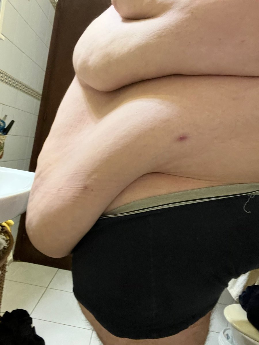 xbeautifulmessx.bsky.social (@xbeautifulmessx) on Twitter photo 