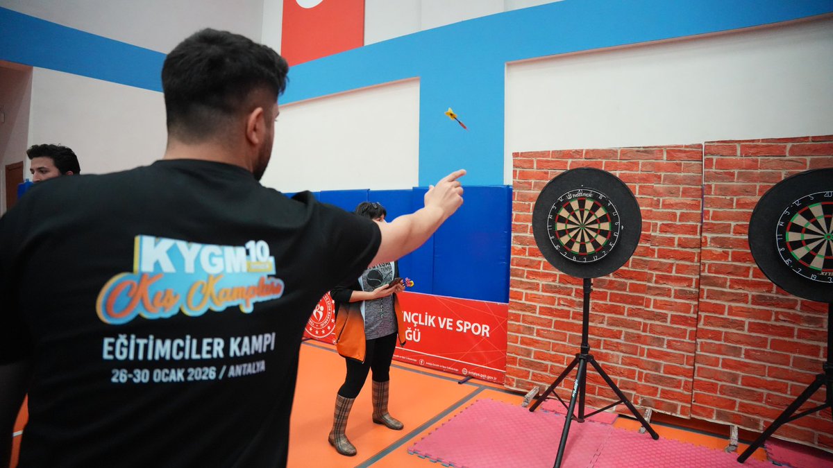 Eğitimciler Kampı’nın 3’üncü gününde öğrencilerimiz arasında Masa Tenisi ve Dart Turnuvası düzenlendi! 🏓🎯

Dostça rekabetin, yüksek motivasyonun ve bol kahkahanın hâkim olduğu turnuva keyifli anlara sahne oldu. Tüm öğrencilerimizi tebrik ederiz.

#KYGMKışKampları