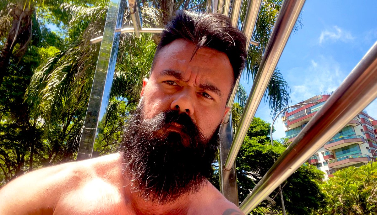 Snowblind sun in an empty sky”