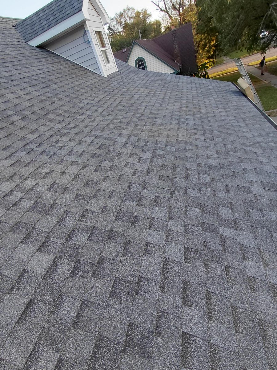 Roofs By Aspen tweet media