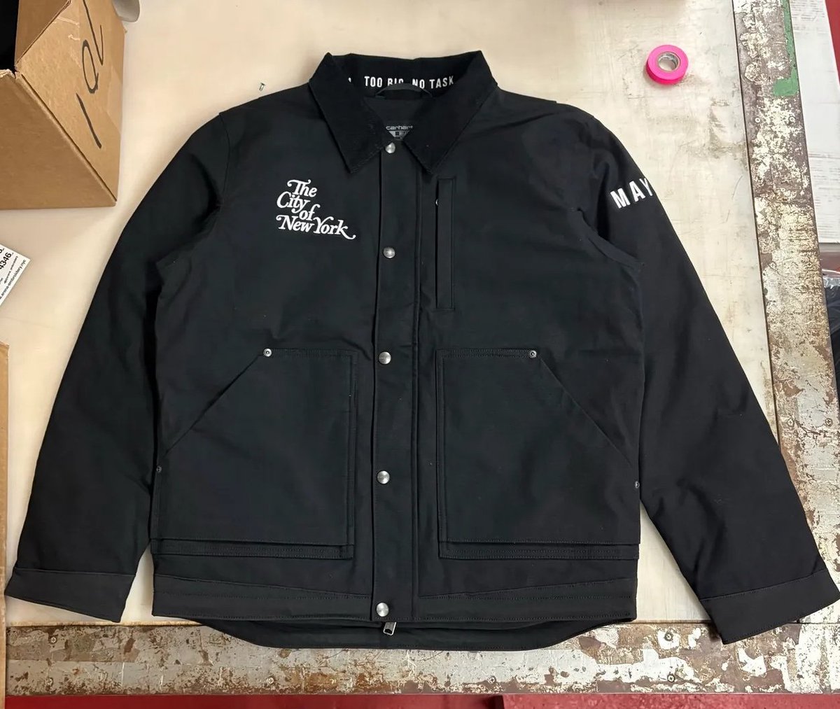 ModernNotoriety's tweet photo. Zohran Mamdani's custom Carhartt Jacket by Rocco Arena 🗽 https://t.co/wYNY4iyt4i