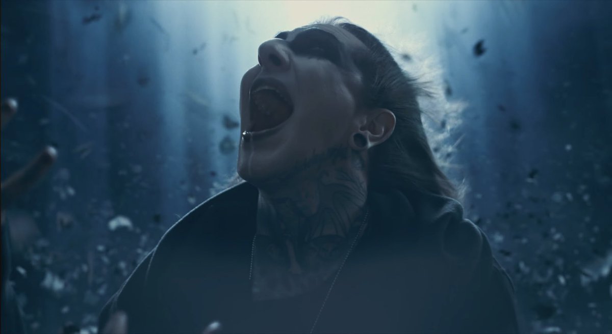 Sam 🥀⚰️ tweet media