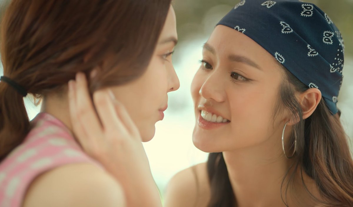 elkehol's tweet image. Lookmhee as a green flag massive lesbian who fell in love with Sonya's character at first sight? WE'RE SO BACK 

NEW ERA WITH LMSY 
#CHANGEVERSE2026 
#ลูกหมีซอนญ่า #LMSY