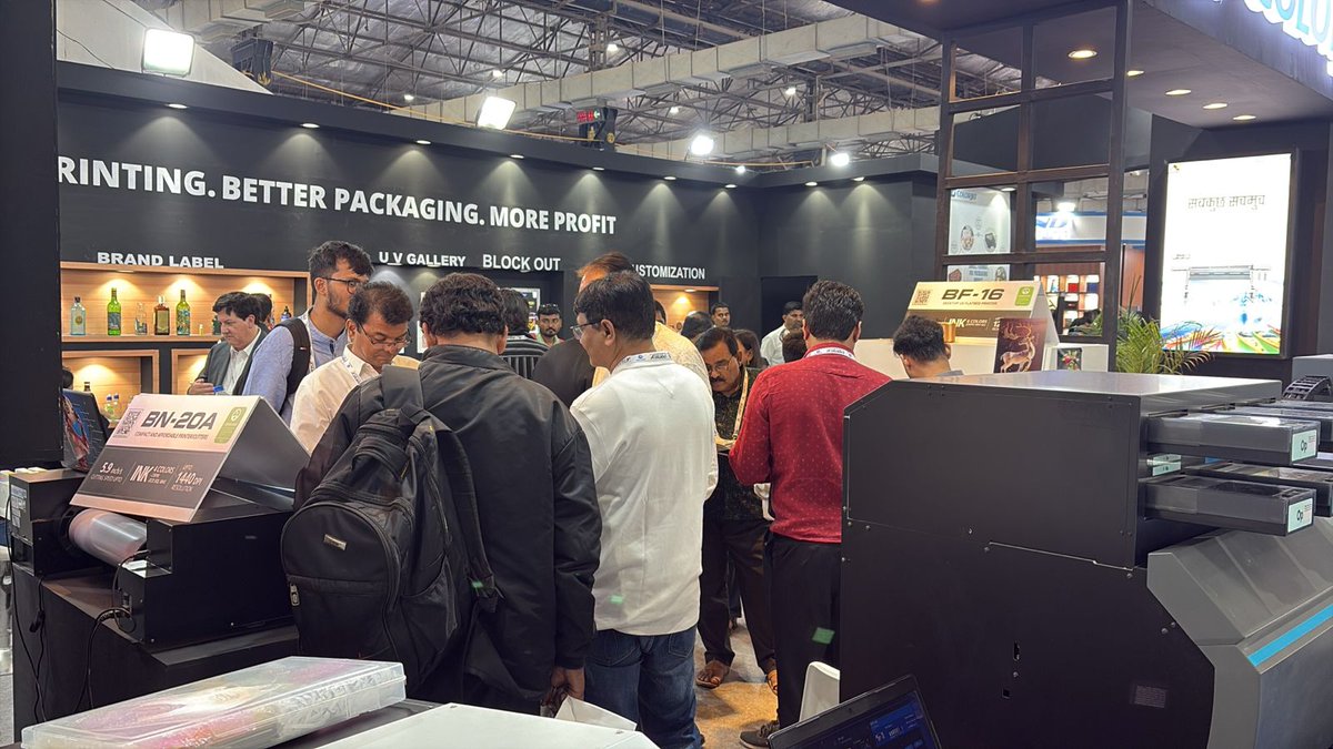 apsominfotexltd's tweet photo. Day 2 at @Pamex2026 , Mumbai
Have you not visited the #Roland Booth yet?
๐๐ข๐ฌ๐ข๐ญ ๐๐๐ฅ๐ฅ ๐๐จ. ๐, ๐๐จ๐จ๐ญ๐ก ๐๐จ. ๐๐๐ from 27th-30th January 2026
#Apsom #Roland #DigitalPrinters #PAMEX2026 #customizeprinting #packagingindustry @RolandDG_PR @RolandDGA https://t.co/KljiX0lkTF