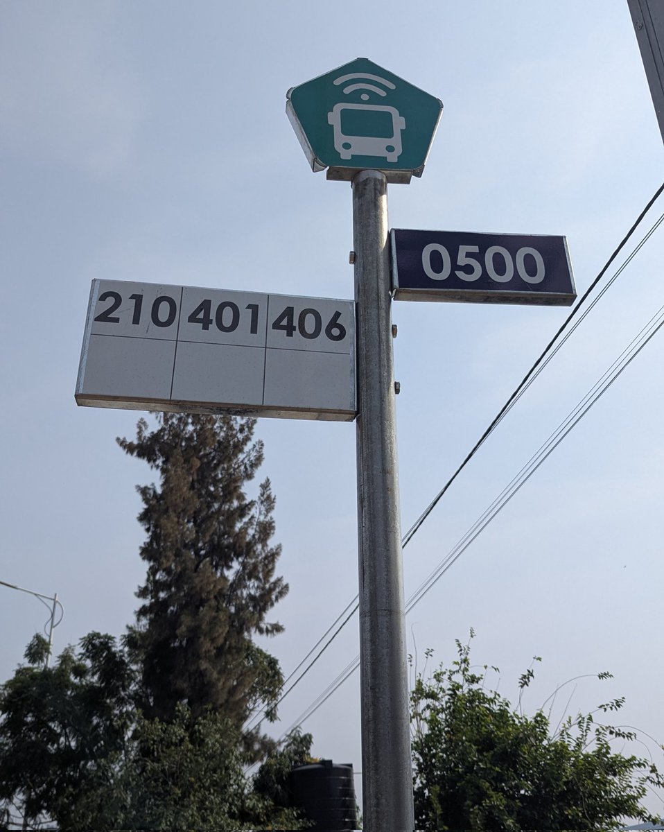 jeanjadox's tweet photo. Muraho @CityofKigali, @EmmaClaudine @EcofleetRw? 

Iki cyapa cyerekana iki ko wasanga hari n'abandi nkanjye batabizi?

 Icyakora ndabona bishoboka ko cyaba gifite aho gihuriye na buses zitwara abagenzi mu buryo bwa rusange muri #KigaliYacu.
Mwadusobanurira🙏

@umwezifm 95.3 FM https://t.co/gTZc3wYDye