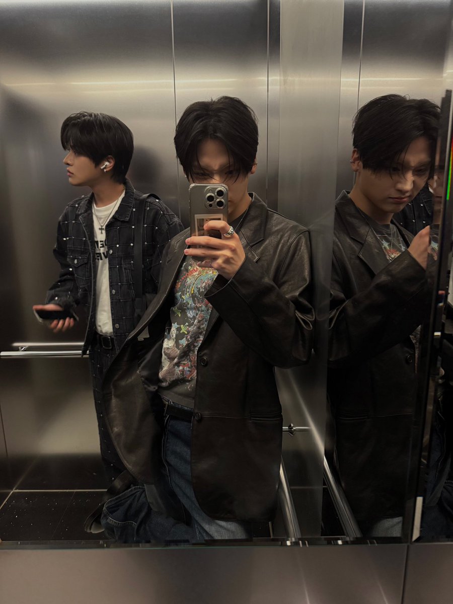 wondeul's tweet image. BRO I’M LITERALLY CRYING