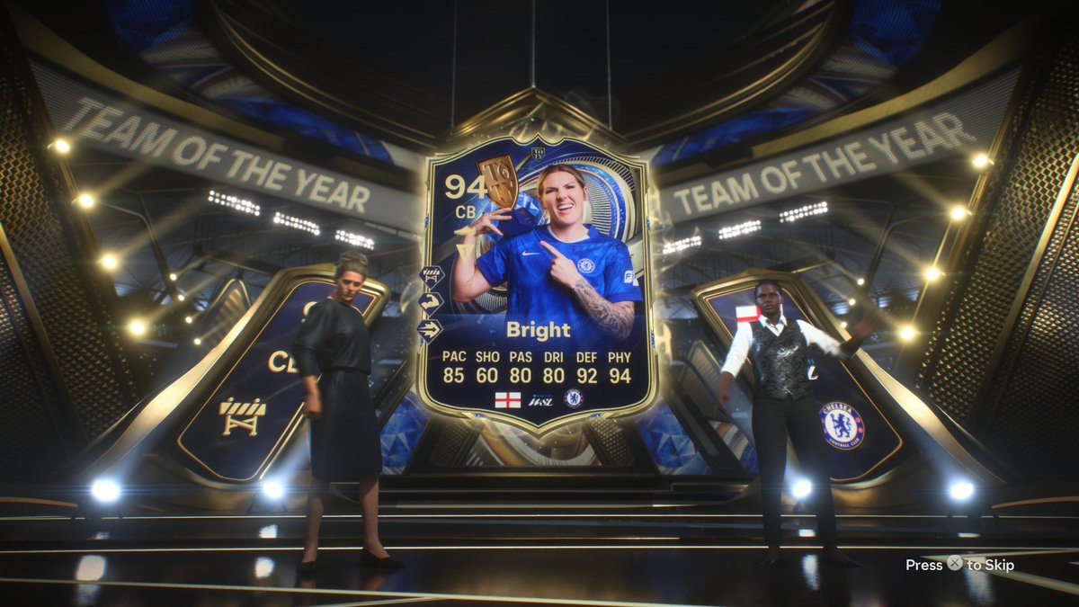 Packed a Toty let's goo.
Idk if I keep her or put her in an 89 rated squad tho 🤔
<a href="/FUT_Accountant/">Nate - TheFutAccountant</a>