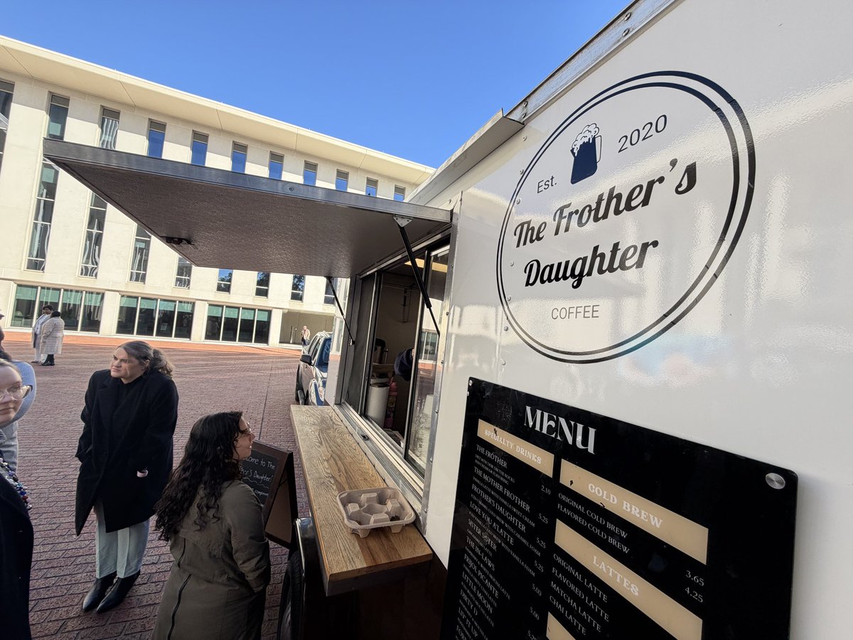 MoffittNews's tweet photo. Take a coffee break at the Capitol Courtyard and get a free head &amp; neck cancer screening! Early detection matters, and so does great coffee. Huge thanks to @RSAConsulting for fueling #MoffittDay! https://t.co/tbYtJ73UeF