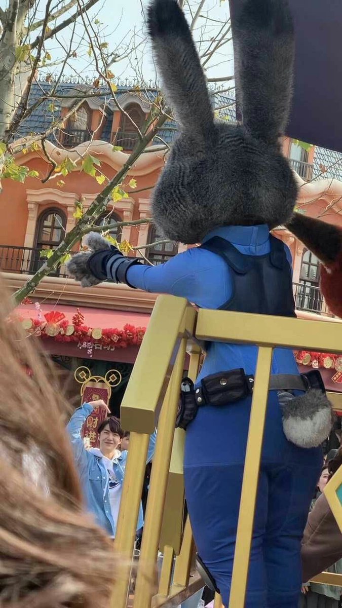 น้องป๋อเค้าชอบกระต่ายมานานละ