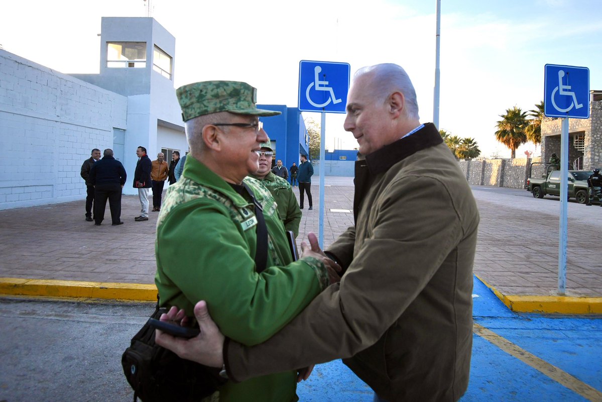 RomanCepeda's tweet image. Iniciamos el miércoles con la reunión semanal de seguridad, trabajando de manera coordinada con los tres órdenes de gobierno para fortalecer estrategias y acciones que mantengan seguro a nuestro querido #Torreón. ¡Excelente día! #TorreónSiemprePuedeMás 👊 #CoahuilaPaDelante