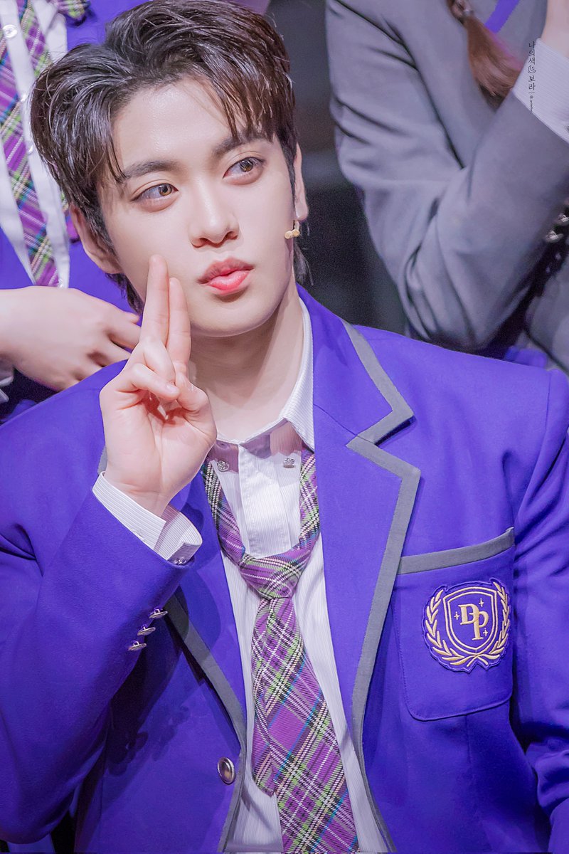 260128 뮤지컬 타오르는 어둠속에서 밤 그래이공 포토타임 
이그나시오 #홍기범 배우님

💞