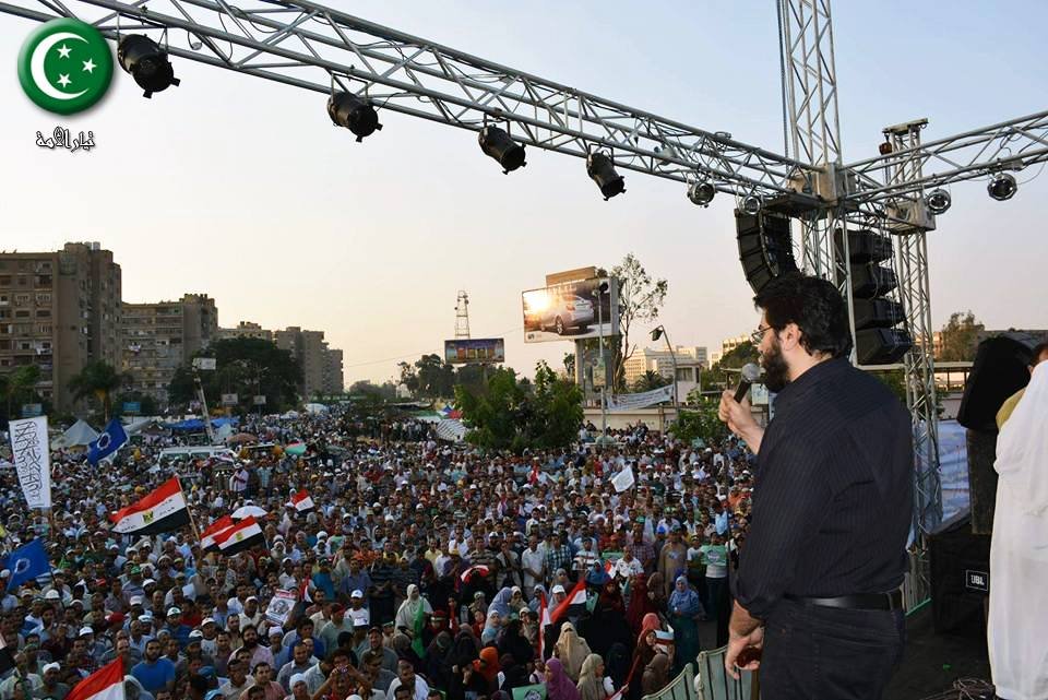 #معركة_الوعي ..
هل كان "#محمود_فتحي" من #الإخوان_المسلمين ؟!
منذ أيام وهناك هجوم كبير من حشرات إلكترونية على منشوراتي بلغ مئات تعليقات السباب؛ أخلاق وألفاظ وأفكار هذه الحشرات تدل على حجم الأموال المدفوعة في تجنيد اللجان وتدل ألفاظها وأفكارها على انتمائها المنحط .. ولاحظت أن أكثر