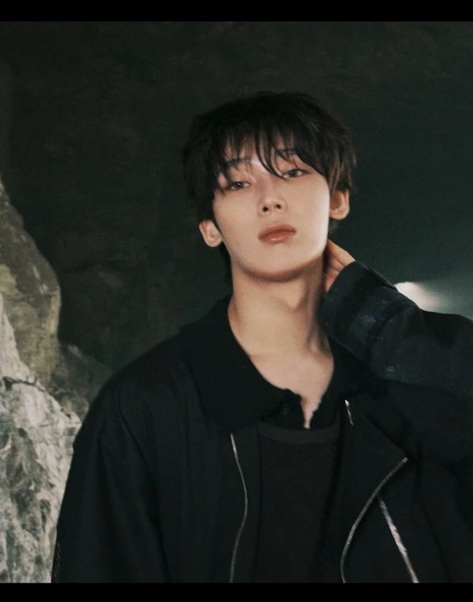 hternally's tweet image. ?-!/?-?/??-?/?/??!!!! Q HOMBRE MÁS GUAPO DIOS MÍO