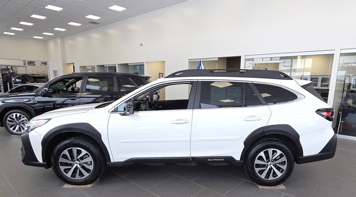 ShultsofWarren's tweet image. Check out this top-quality, SUBARU CERTIFIED PRE-OWNED, 2025 Subaru Outback Premium with just over 4,500 miles!

Available 0.9% financing up to 72 months!

Take a look here, then stop in for more details!

814.726.3150
shultssubaruofwarren.com/certified-inve…

*WP6995. Tax, title, and license…