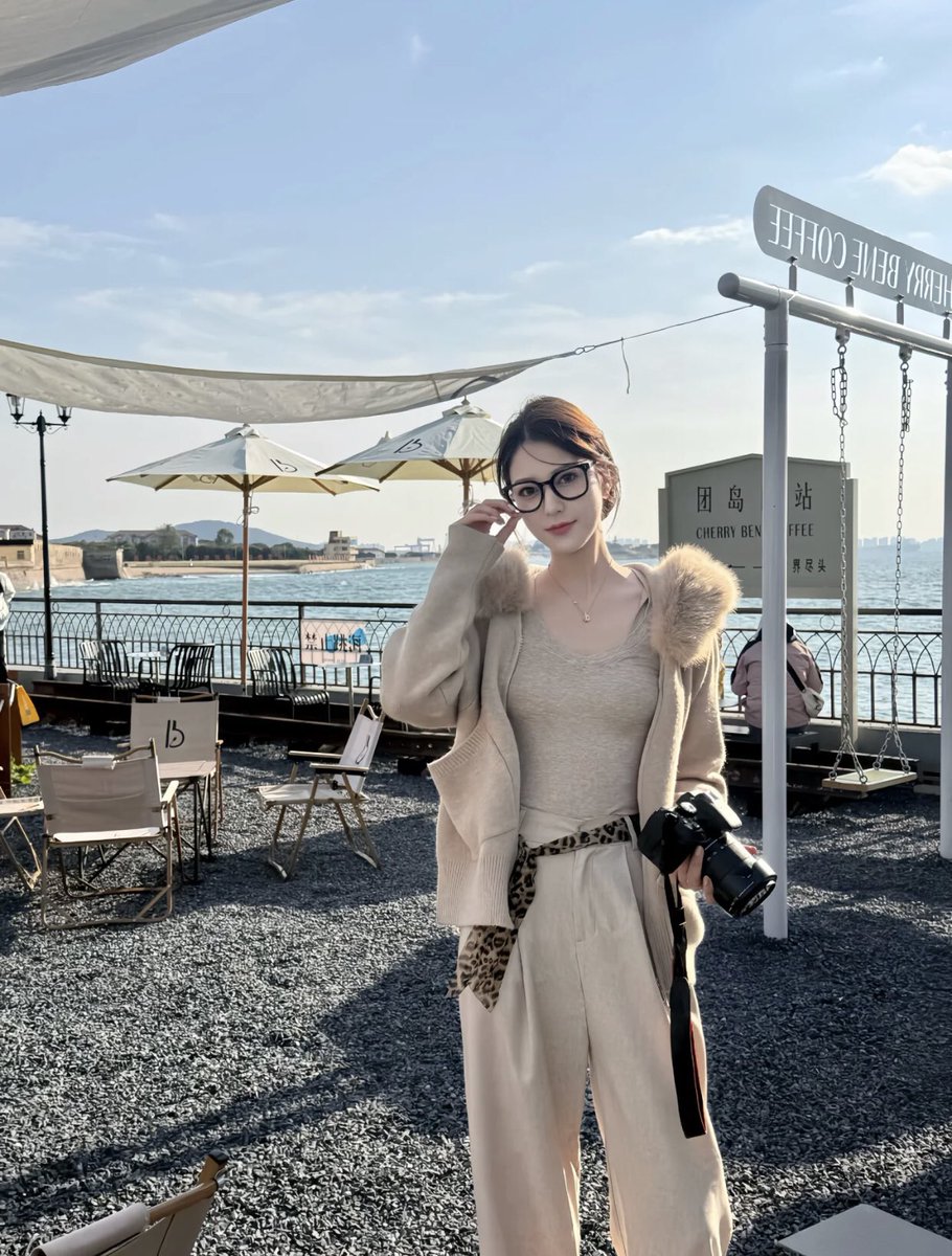 空姐&柳柳 tweet media