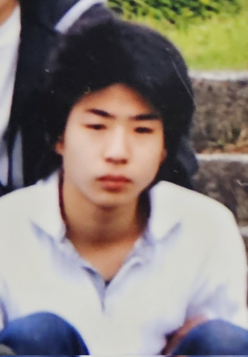 skytree07's tweet image. 都内の高校在学中に(左から)松川裕太郎、中野勇人、星野恭平3名の同級生から暴言、暴力、嫌がらせを毎日受け退学に追い込まれFランク大学に進学するしかなくなりました。

遊戯王カードがデッキごと消えたり、ボールペンで背中を刺す、殴るは日常茶飯事でした。

#拡散希望
#いじめ
#北陵高校