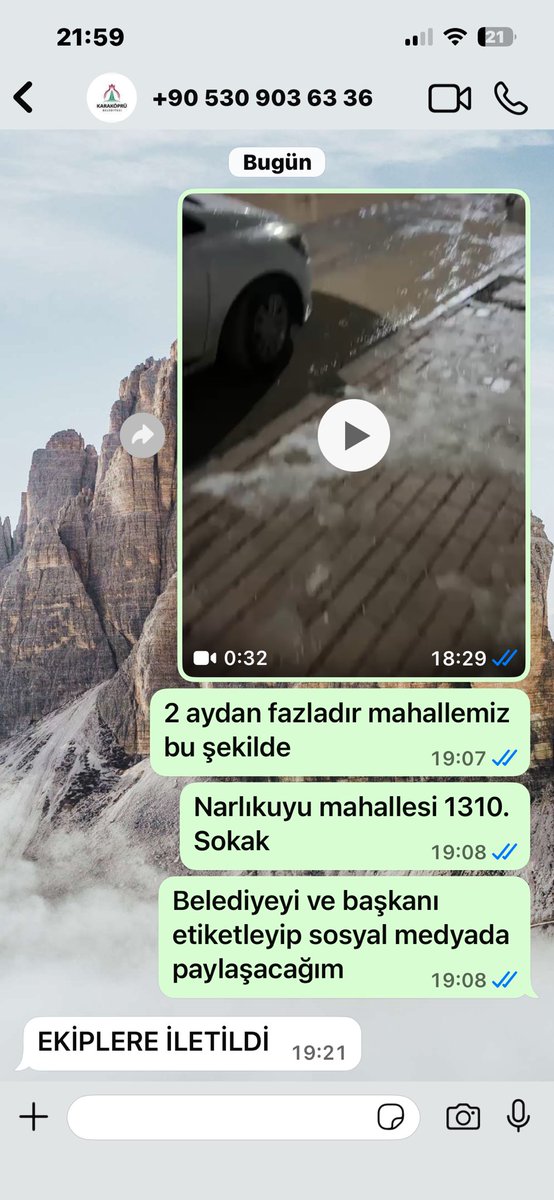 Bltc7's tweet photo. @nihatcftc @Karakoprubel 
Sayın başkanım karaköprü narlıkuyu mahallesi 1310. Sokakta oturmaktayım. Sokağımızın hali içler acısı durumda tam 3 aydır en kötü köy yollarını aratmayan sokağımızın yapılması için defalarca beyaz masaya yazdık ama bir geri dönüş olmadı..! https://t.co/tLLjhhRbxc