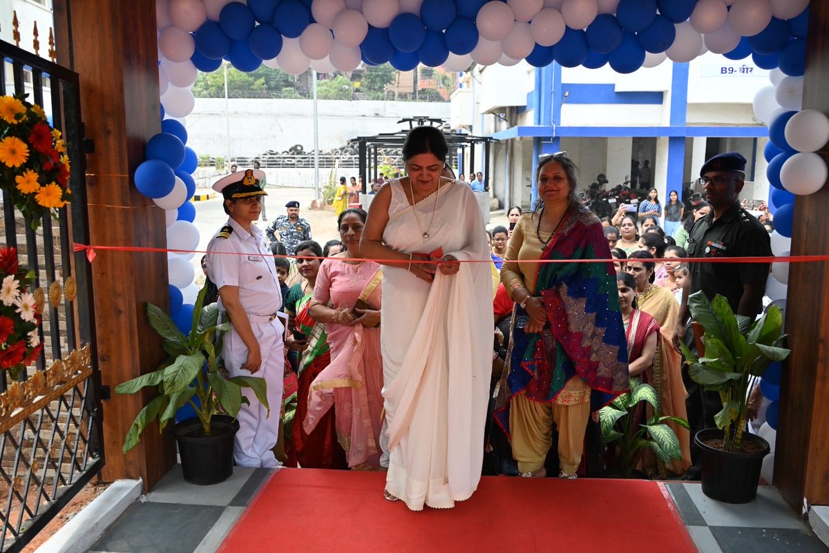 Def_PRO_Chennai's tweet image. A state-of-the-art children’s park with colourful recycled materials was offered to Residents of CGRA Vizag on 28 Jan ‘26. Inaugurated by Mrs Anuradha Saini, President #TatrakshikaEast, the play arena boosts quality of life &amp;amp; wellbeing for #CoastGuard families through recreation.